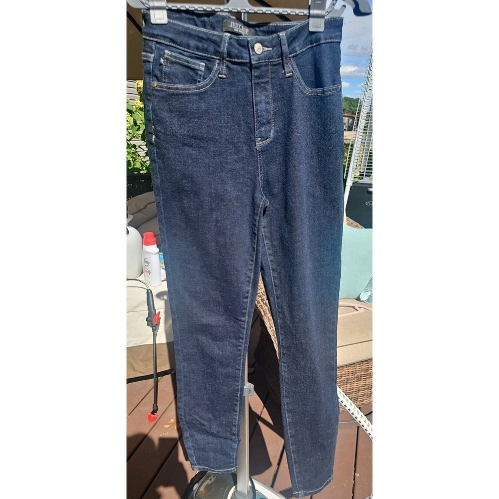 Women's Judy Blue Mom Jeans Size 5/27